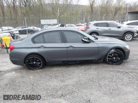 2013 BMW 3 Series 328i xDrive with VIN WBA3B3C56DF542509, listed as a IAAI auction lot 42010587 with 187,082 mi miles. Bid and sale history available at carsss.com. Image 13.