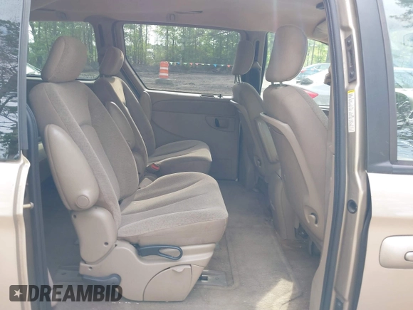 2003 Dodge Caravan Sport with VIN 2D4GP44L83R153938, listed as a IAAI auction lot 42137274 with 192,559 mi miles. Bid and sale history available at carsss.com. Image 8.