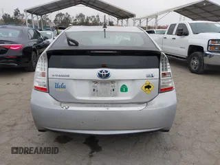 2011 Toyota Prius I with VIN JTDKN3DU5B0261149, listed as a IAAI auction lot 42041188 with 190,787 mi miles. Bid and sale history available at carsss.com. Image 16.
