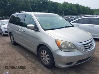 2008 Honda Odyssey EX-L with VIN 5FNRL38688B102734, listed as a IAAI auction lot 39963093 with 184,775 mi miles. Bid and sale history available at carsss.com. Image 1.