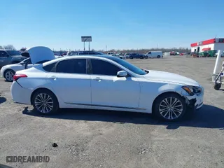 2015 Hyundai Genesis 3.8L with VIN KMHGN4JE7FU082789, listed as a IAAI auction lot 41480393 with 84,481 mi miles. Bid and sale history available at carsss.com. Image 13.