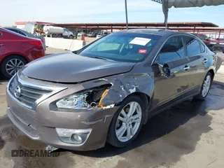 2014 Nissan Altima SL with VIN 1N4BL3AP9EC284477, listed as a IAAI auction lot 41403427 with 100,437 mi miles and . Bid and sale history available at DreamBid. Image 17.