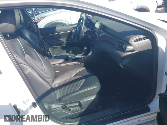 2023 Toyota Camry SE z VIN 4T1G11AK6PU770039, wystawiony jako IAAI lot #41375553 z przebiegiem 46 352 mil mil oraz . Historia ofert i sprzedaży dostępna na DreamBid. Obrazek 5.