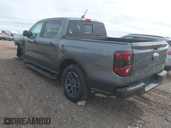 2024 Ford Ranger XLT z VIN 1FTER4HH6RLE34724, wystawiony jako IAAI lot #42256858 z przebiegiem 12 438 mil mil oraz . Historia ofert i sprzedaży dostępna na DreamBid. Obrazek 3.