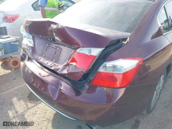 2013 Honda Accord Sdn LX with VIN 1HGCR2F37DA283546, listed as a IAAI auction lot 41899324 with 232,656 mi miles. Bid and sale history available at carsss.com. Image 6.