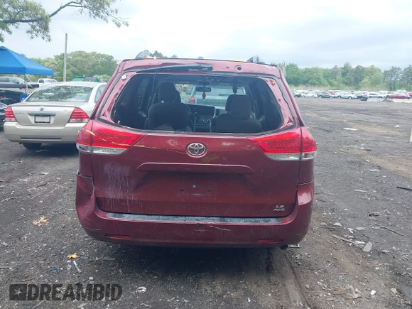 2017 Toyota Sienna LE with VIN 5TDJZ3DC9HS164792, listed as a IAAI auction lot 42263886 with 186,018 mi miles and . Bid and sale history available at DreamBid. Image 16.