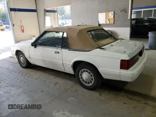 1993 Ford Mustang с VIN 1FACP44M2PF125589, выставлен на аукционе Copart как лот 75556214 с пробегом 46 567 миль миль и Чистый • Clean title. История ставок и продаж доступна на DreamBid. Изображение 2.