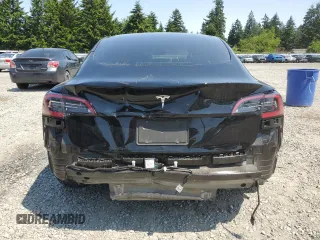 2023 Tesla Model 3 z VIN 5YJ3E1EA0PF518014, wystawiony jako Copart lot #58832535 z przebiegiem 60 474 mil mil oraz Szkoda całkowita • Salvage title. Historia ofert i sprzedaży dostępna na DreamBid. Obrazek 6.