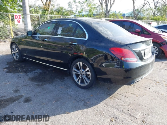 2018 Mercedes-Benz C 300 with VIN WDDWF4JB7JR312934, listed as a IAAI auction lot 41590598 with 94,088 mi miles and . Bid and sale history available at DreamBid. Image 3.