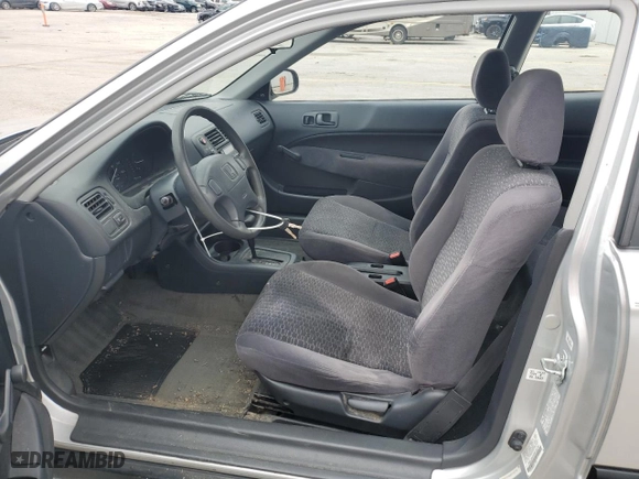 1999 Honda Civic DX with VIN 2HGEJ6446XH100761, listed as a Copart auction lot 84277854 with 82,619 mi miles and Clean Title. Bid and sale history available at carsss.com. Image 7.