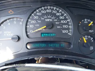 2005 GMC Sierra 1500 SLT z VIN 2GTEK13T351363383, wystawiony jako IAAI lot #41703776 z przebiegiem 142 722 mil mil oraz . Historia ofert i sprzedaży dostępna na DreamBid. Obrazek 15.