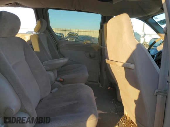 2003 Chrysler Town & Country with VIN 2C4GP24373R293030, listed as a Copart auction lot 70884954 with 156,566 mi miles and Salvage Title. Bid and sale history available at carsss.com. Image 11.