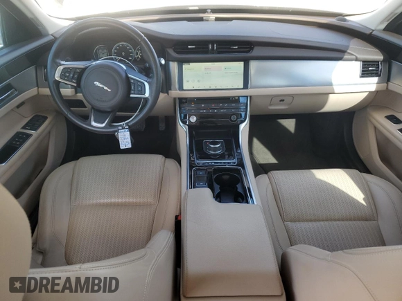 2018 Jaguar XF 25t Prestige with VIN SAJBE4FX1JCY55975, listed as a Copart auction lot 77982034 with 45,457 mi miles and Salvage Title. Bid and sale history available at carsss.com. Image 8.