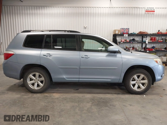 2009 Toyota Highlander z VIN JTEES41A692125192, wystawiony jako IAAI lot #42407380 z przebiegiem 362 168 mil mil oraz . Historia ofert i sprzedaży dostępna na DreamBid. Obrazek 13.