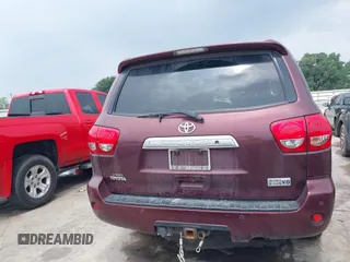 2008 Toyota Sequoia Limited with VIN 5TDZY68A38S012507, listed as a IAAI auction lot 42205161 with 199,709 mi miles and . Bid and sale history available at DreamBid. Image 16.