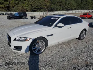 2016 Jaguar XF 35t Prestige with VIN SAJBE4BV5GCY02953, listed as a Copart auction lot 76556244 with 86,993 mi miles and Salvage Title. Bid and sale history available at carsss.com. Image 1.