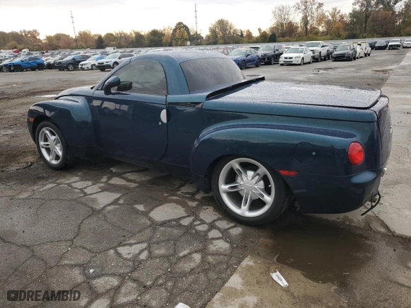 2005 Chevrolet SSR LS with VIN 1GCES14H55B117798, listed as a Copart auction lot 77615954 with NaN miles and Salvage Title. Bid and sale history available at carsss.com. Image 2.