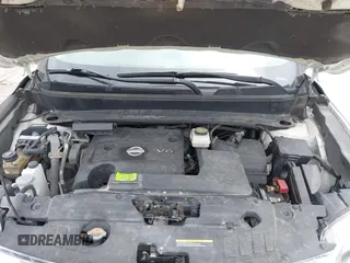 2013 Nissan Pathfinder S with VIN 5N1AR2MM4DC678284, listed as a IAAI auction lot 42149336 with 186,213 mi miles. Bid and sale history available at carsss.com. Image 10.