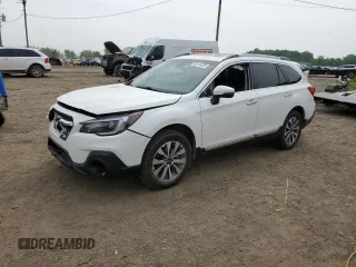 2019 Subaru Outback Touring z VIN 4S4BSATC7K3239248, wystawiony jako Copart lot #60144395 z przebiegiem 120 816 mil mil oraz Czysty tytuł • Clean title. Historia ofert i sprzedaży dostępna na DreamBid. Obrazek 1.