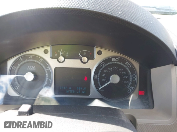 2008 Mercury Mariner Premier with VIN 4M2CU97178KJ00739, listed as a IAAI auction lot 42312408 with 167,591 mi miles and . Bid and sale history available at DreamBid. Image 7.