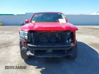 2022 Nissan Frontier SV z VIN 1N6ED1EJ3NN612086, wystawiony jako IAAI lot #41603542 z przebiegiem 65 797 mil mil oraz . Historia ofert i sprzedaży dostępna na DreamBid. Obrazek 12.