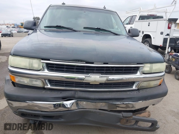 2003 Chevrolet Tahoe LS with VIN 1GNEC13T73R297770, listed as a IAAI auction lot 42071895 with 215,848 mi miles. Bid and sale history available at carsss.com. Image 13.