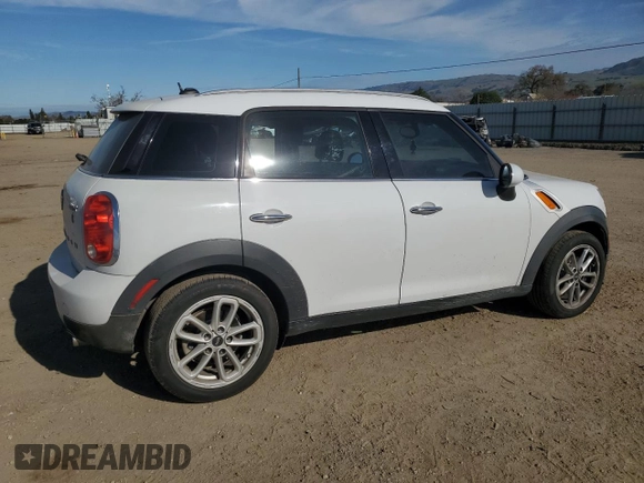 2016 MINI Countryman with VIN WMWZB3C50GWR49868, listed as a Copart auction lot 45771525 with 107,823 mi miles and Salvage title. Bid and sale history available at DreamBid. Image 3.