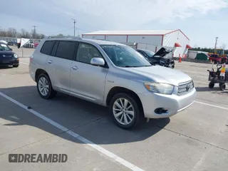 2008 Toyota Highlander Hybrid with VIN JTEEW41A082008629, listed as a IAAI auction lot 41958264 with 187,934 mi miles. Bid and sale history available at carsss.com. Image 1.