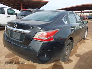 2015 Nissan Altima 2.5 S with VIN 1N4AL3APXFN880666, listed as a IAAI auction lot 41895242 with 213,649 mi miles. Bid and sale history available at carsss.com. Image 4.