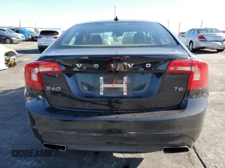 2015 Volvo S60 T6 Drive-E Platinum with VIN YV149MFM5F2361725, listed as a Copart auction lot 35998143 with 39,641 mi miles. Bid and sale history available at carsss.com. Image 6.