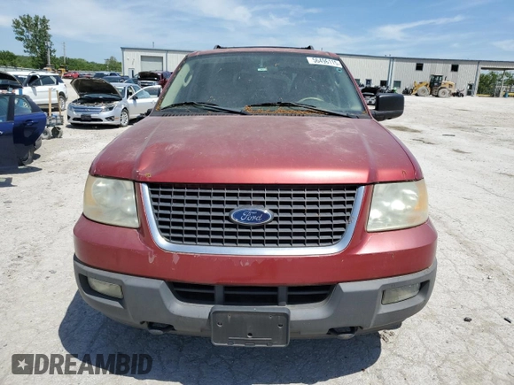 2005 Ford Expedition Special Service z VIN 1FMPU16555LA51684, wystawiony jako Copart lot #56496115 z przebiegiem 164 656 mil mil oraz Czysty tytuł • Clean title. Historia ofert i sprzedaży dostępna na DreamBid. Obrazek 5.