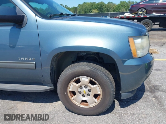 2010 Chevrolet Tahoe LT with VIN 1GNMCBE3XAR247988, listed as a IAAI auction lot 42600299 with 236,722 mi miles and . Bid and sale history available at DreamBid. Image 6.