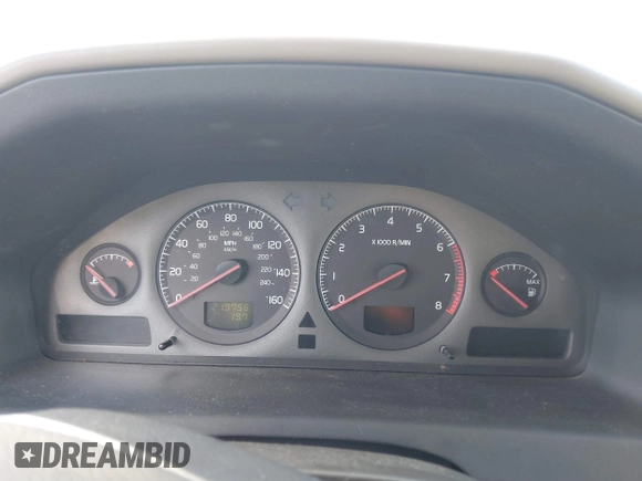 2002 Volvo V70 with VIN YV1SW58D421197371, listed as a IAAI auction lot 41678540 with 219,756 mi miles and . Bid and sale history available at DreamBid. Image 7.