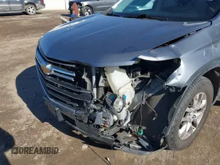 2019 Chevrolet Traverse LT Cloth with VIN 1GNEVGKW5KJ261159, listed as a IAAI auction lot 41745756 with 116,537 mi miles. Bid and sale history available at carsss.com. Image 6.