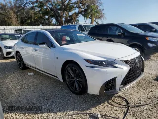 2018 Lexus LS with VIN JTHC51FFXJ5001370, listed as a Copart auction lot 75044264 with 6,862 mi miles and Non Repairable. Bid and sale history available at carsss.com. Image 4.