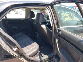 2010 Volkswagen Jetta SE z VIN 3VWRZ7AJ9AM042787, wystawiony jako IAAI lot #42466773 z przebiegiem 144 829 mil mil oraz . Historia ofert i sprzedaży dostępna na DreamBid. Obrazek 8.
