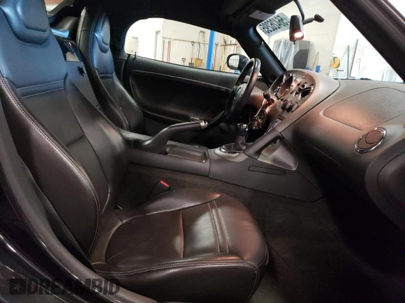 2008 Pontiac Solstice z VIN 1G2MB35B88Y123215, wystawiony jako Copart lot #56426295 z przebiegiem 30 425 mil mil oraz Czysty tytuł • Clean title. Historia ofert i sprzedaży dostępna na DreamBid. Obrazek 10.