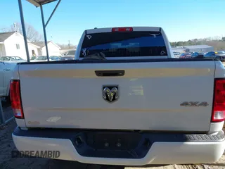 2018 Ram 1500 Express with VIN 1C6RR7KG1JS258489, listed as a IAAI auction lot 41324117 with 65,246 mi miles and . Bid and sale history available at DreamBid. Image 17.