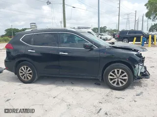 2017 Nissan Rogue SL with VIN JN8AT2MT7HW153600, listed as a IAAI auction lot 41877721 with 126,889 mi miles. Bid and sale history available at carsss.com. Image 14.