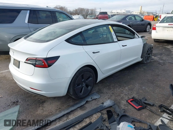 2023 Tesla Model 3 с VIN 5YJ3E1EA4PF701092, выставлен на аукционе IAAI как лот 41284364 с пробегом 42 150 миль миль и . История ставок и продаж доступна на DreamBid. Изображение 4.