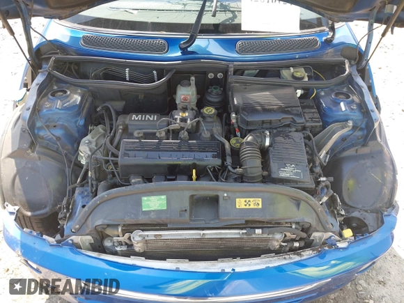 2006 MINI Hardtop with VIN WMWRC33596TJ75357, listed as a IAAI auction lot 42016124 with Not Provided miles and . Bid and sale history available at DreamBid. Image 10.