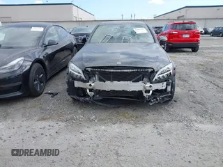2019 Mercedes-Benz C 300 with VIN 55SWF8DBXKU303017, listed as a IAAI auction lot 41841700 with Not Provided miles and . Bid and sale history available at DreamBid. Image 13.