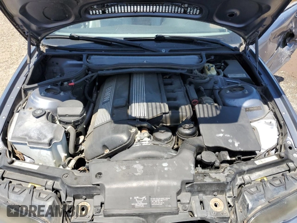 2002 BMW 3 Series 325Ci with VIN WBABS33462PG82685, listed as a Copart auction lot 55332725 with 121,614 mi miles and Salvage Title. Bid and sale history available at DreamBid. Image 11.