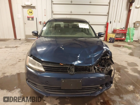 2012 Volkswagen Jetta Sedan TDI with VIN 3VW3L7AJ8CM378733, listed as a IAAI auction lot 41571197 with 151,159 mi miles. Bid and sale history available at carsss.com. Image 12.