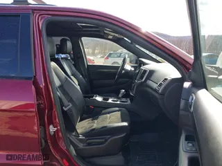2018 Jeep Grand Cherokee Laredo E with VIN 1C4RJFAG9JC502525, listed as a IAAI auction lot 41683357 with 72,210 mi miles. Bid and sale history available at carsss.com. Image 5.