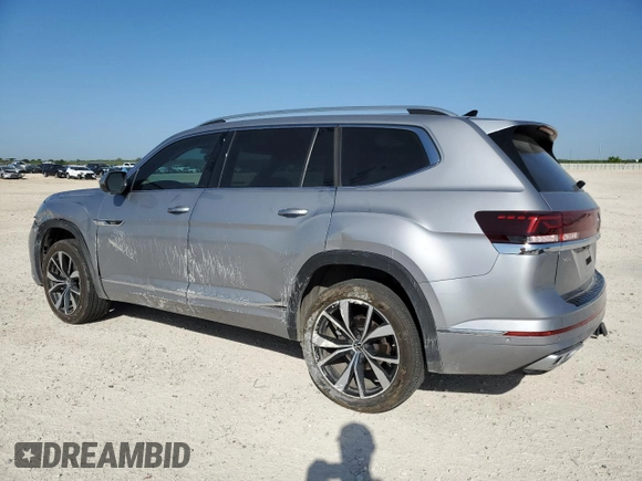 2024 Volkswagen Atlas SEL Premium R-Line with VIN 1V2FR2CA9RC520336, listed as a Copart auction lot 52252065 with 16,900 mi miles and Salvage title. Bid and sale history available at DreamBid. Image 2.