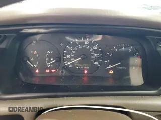 2001 Toyota Camry CE z VIN 4T1BG22K11U800794, wystawiony jako Copart lot #58505215 z przebiegiem 208 798 mil mil oraz Czysty tytuł • Clean title. Historia ofert i sprzedaży dostępna na DreamBid. Obrazek 9.