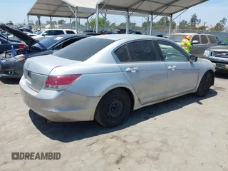 2008 Honda Accord LX z VIN 1HGCP26318A120399, wystawiony jako IAAI lot #42175074 z przebiegiem 195 637 mil mil oraz . Historia ofert i sprzedaży dostępna na DreamBid. Obrazek 4.
