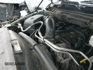 2013 Ram 1500 Express z VIN 1C6RR6KT8DS518530, wystawiony jako IAAI lot #42197784 z przebiegiem 215 345 mil mil oraz . Historia ofert i sprzedaży dostępna na DreamBid. Obrazek 18.