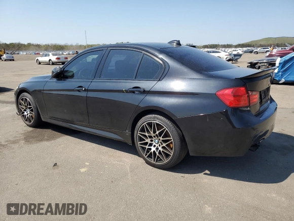 2013 BMW 3 Series 335i xDrive z VIN WBA3B9G52DNR89647, wystawiony jako Copart lot #54180315 z przebiegiem 184 216 mil mil oraz Czysty tytuł • Clean title. Historia ofert i sprzedaży dostępna na DreamBid. Obrazek 2.